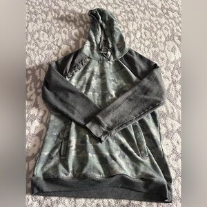 camo pull over hoodie